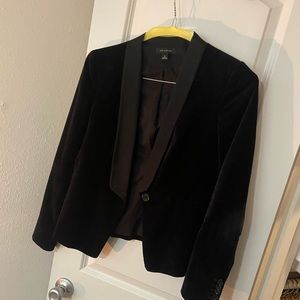 Gorgeous velvet Ann Taylor blazer size 0